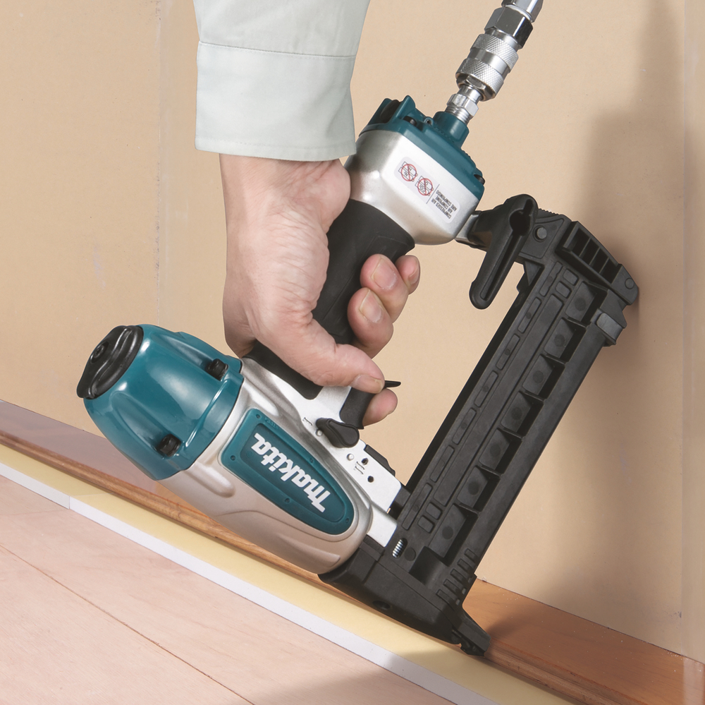 Narrow Crown Stapler - Image 4